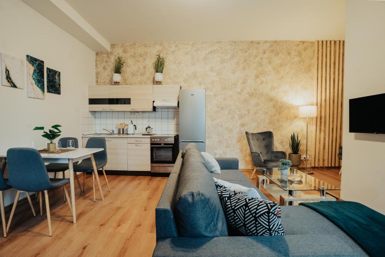 Apartmany J&J Šumperk Buitenkant foto