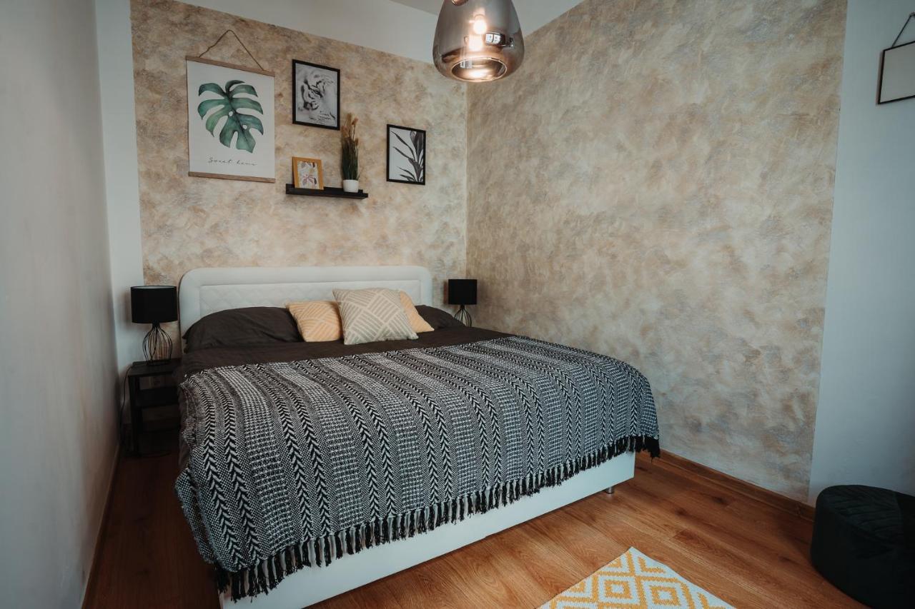 Apartmany J&J Šumperk Buitenkant foto