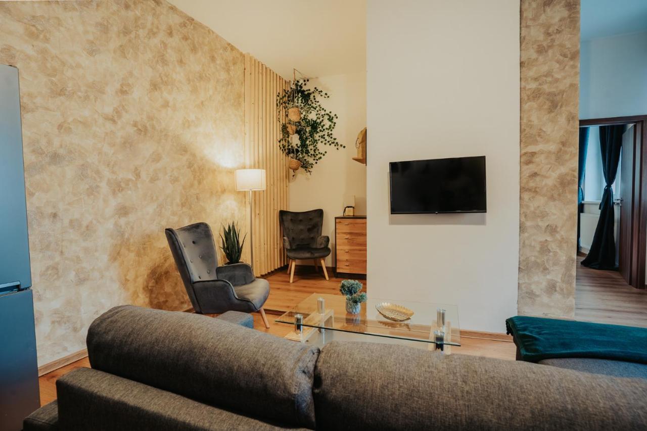 Apartmany J&J Šumperk Buitenkant foto
