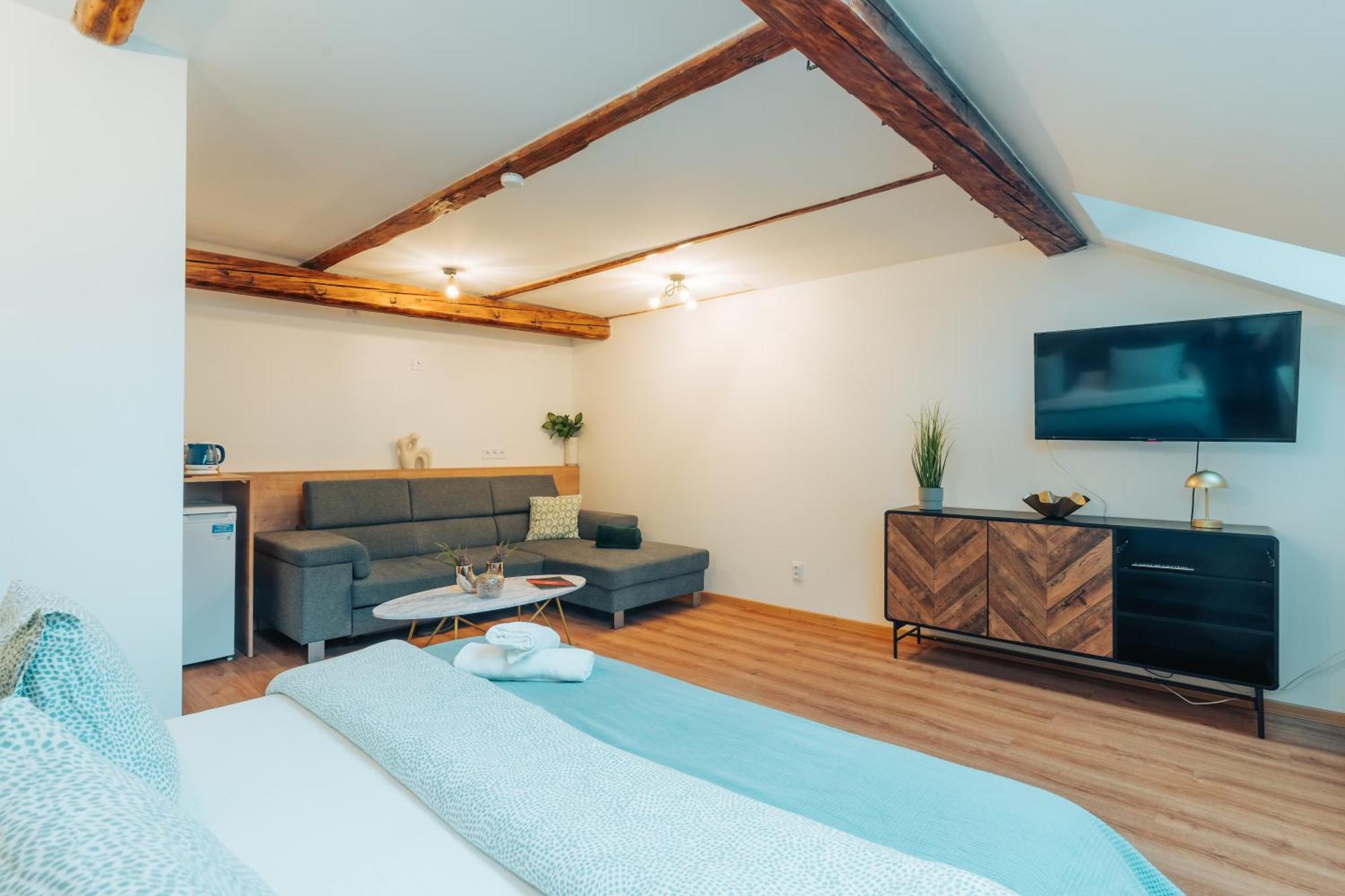 Apartmany J&J Šumperk Buitenkant foto